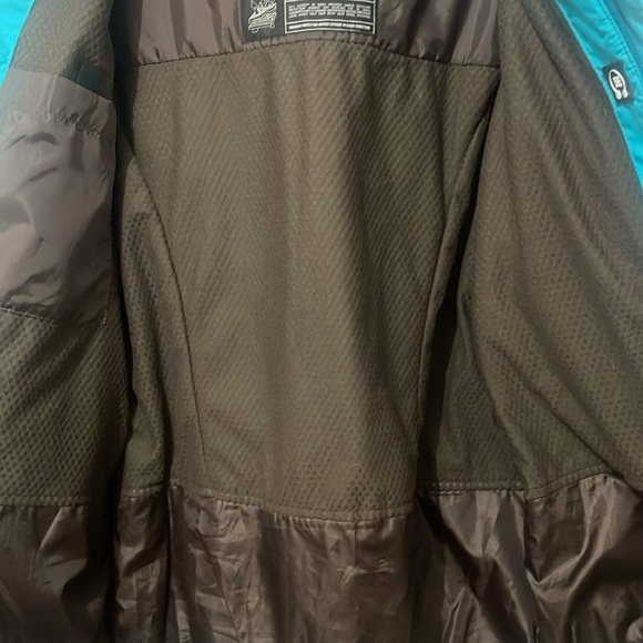 DC Fuse Women’s Graphic Print 2011 Snowboarder Jacket Size Small Teal Black - Picture 12 of 13